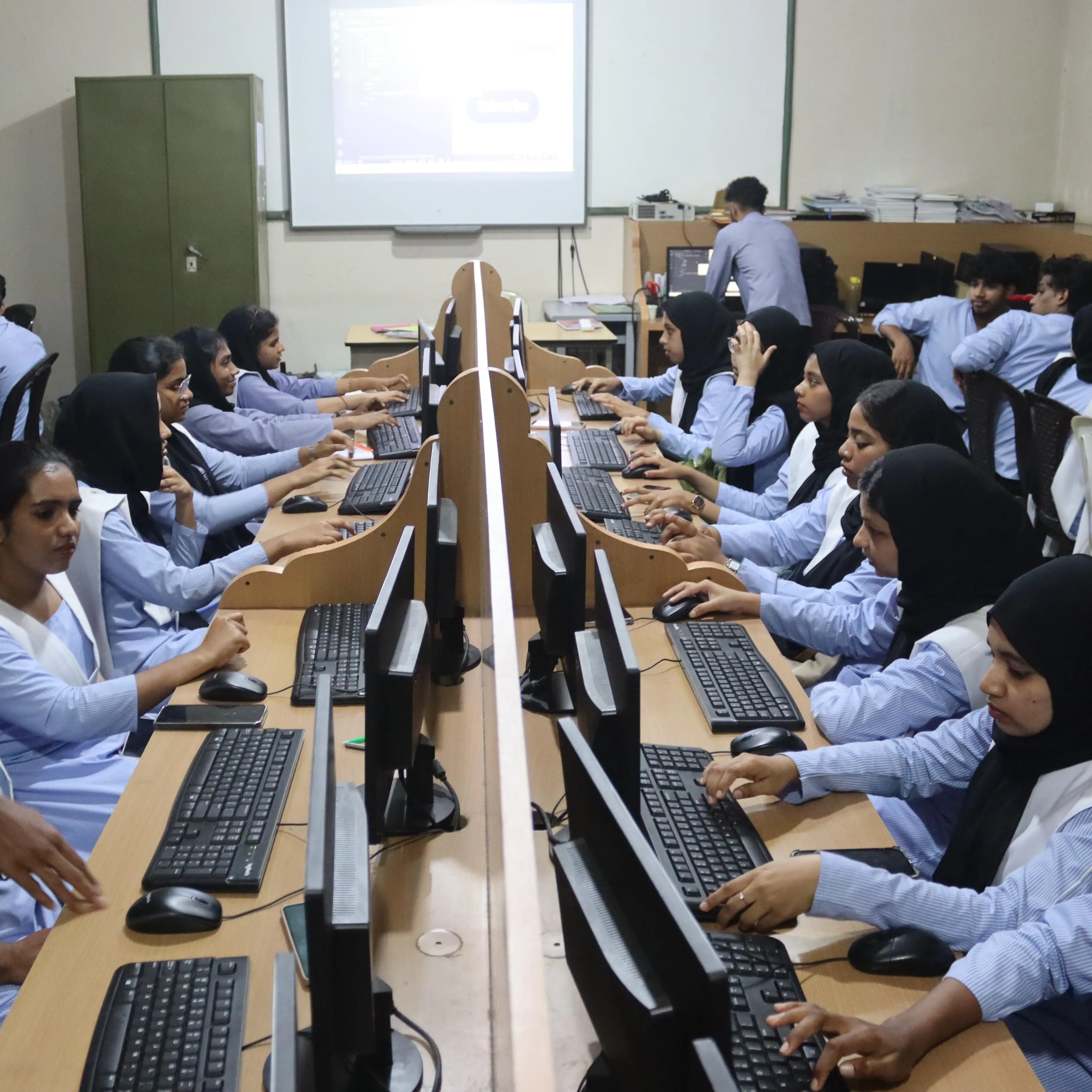 HTML/CSS Class Photo 4